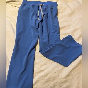 Women’s Figs Livingston Scrub Pants in Ciel